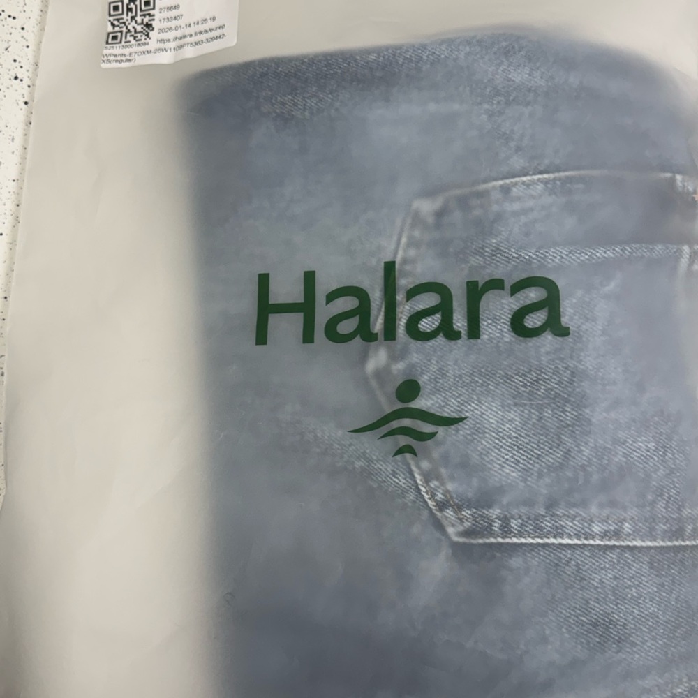 NWT Halara Mid Rise Denim Print French Terry Casual Sweatpants Jeans, XS - Picture 5 of 6